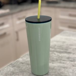 Brand New Starbucks Spring 2022 Puffy Mint Green Tumbler